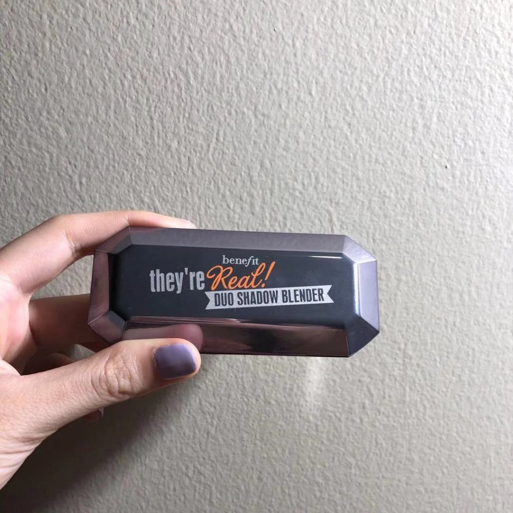Benefit duo shadow blender